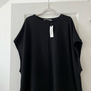 NWT Three Bird Nest Black top